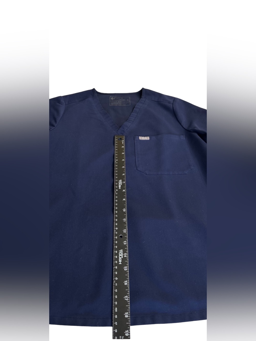 Figs Women’s  Scrub Set Navy Blue M Catarina Top&M/P Livingston Scrub Pants - Picture 4 of 14